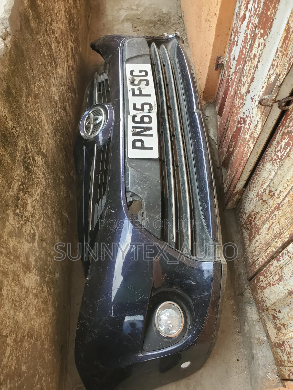 Complete Front Bumper Toyota Corolla Verso 2014-2015