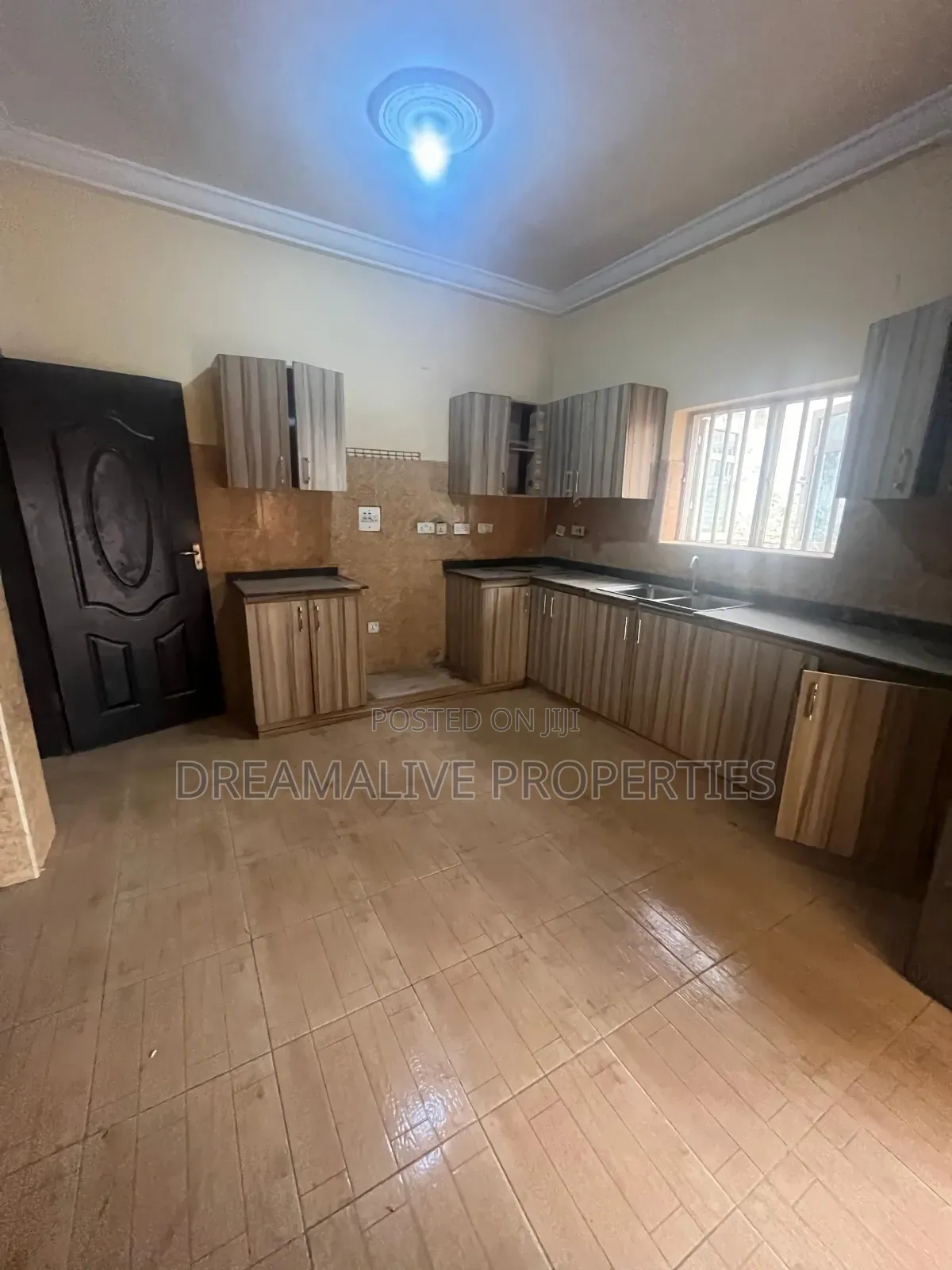 3bdrm Block of Flats in Dawaki for sale