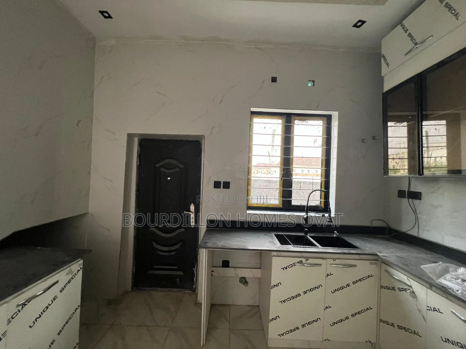 4bdrm Duplex in Ajah Lekki Lagos for sale