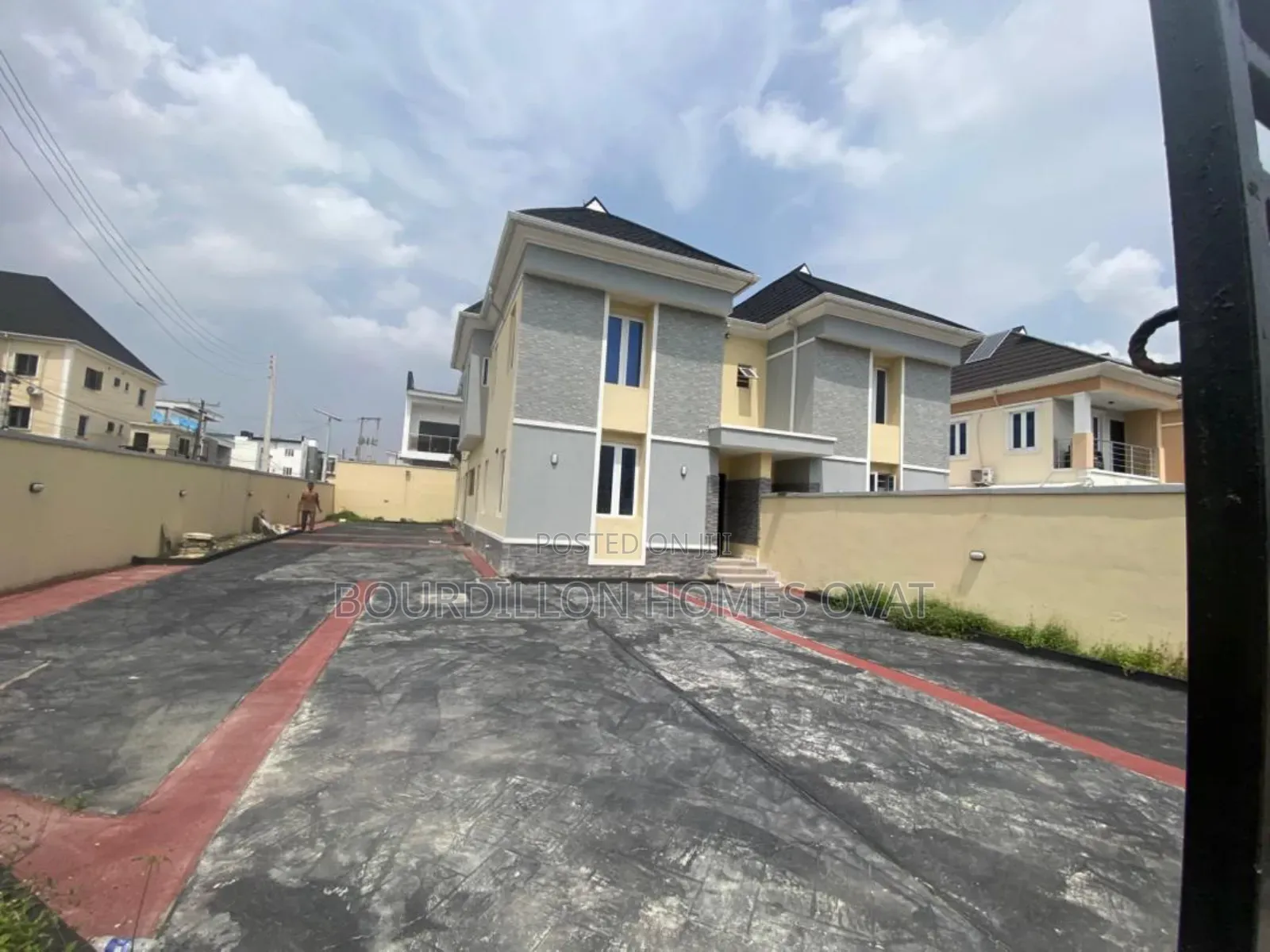4bdrm Duplex in Ajah Lekki Lagos for sale