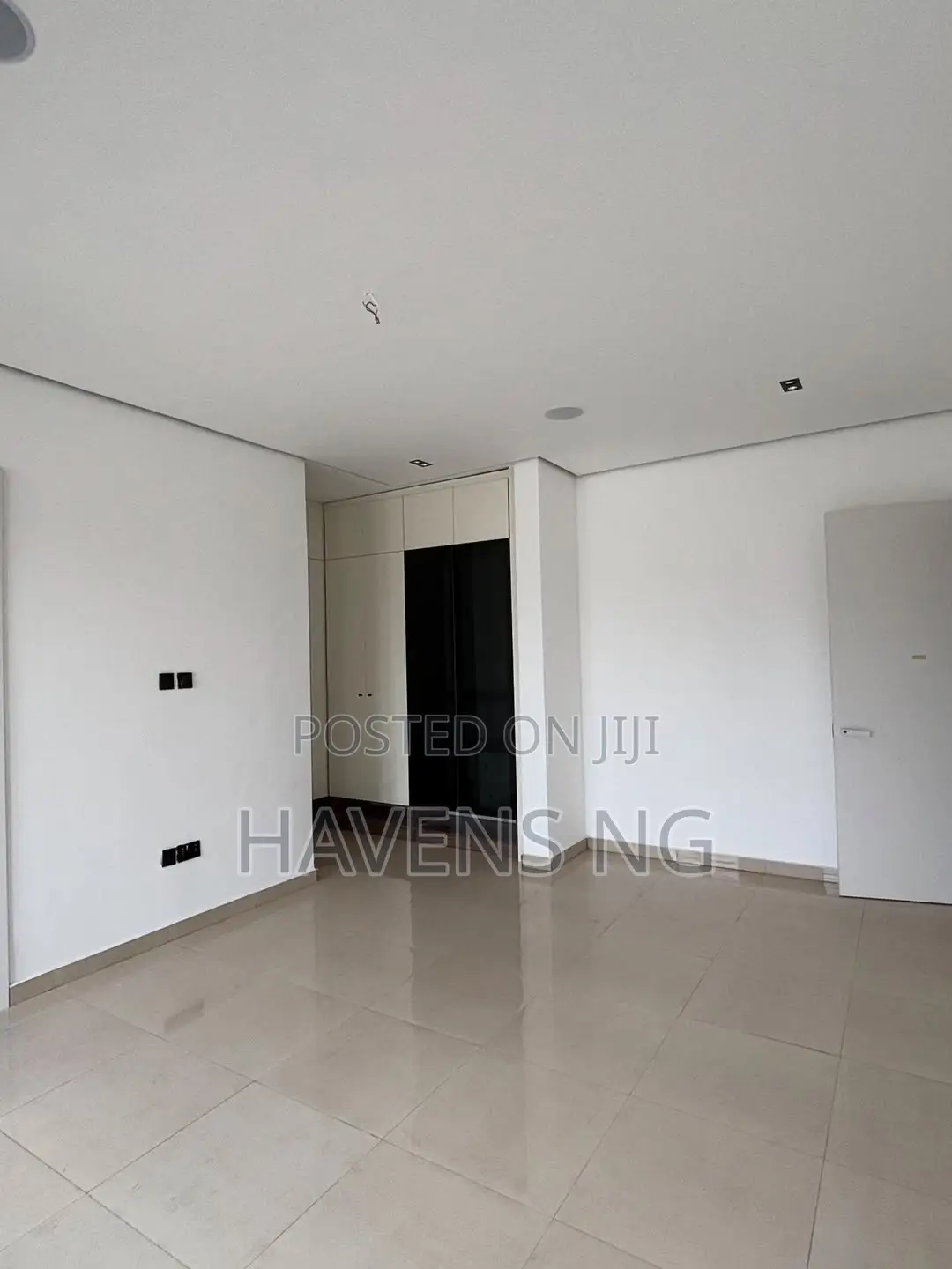 2bdrm Apartment in Lekki Phase 1 for sale