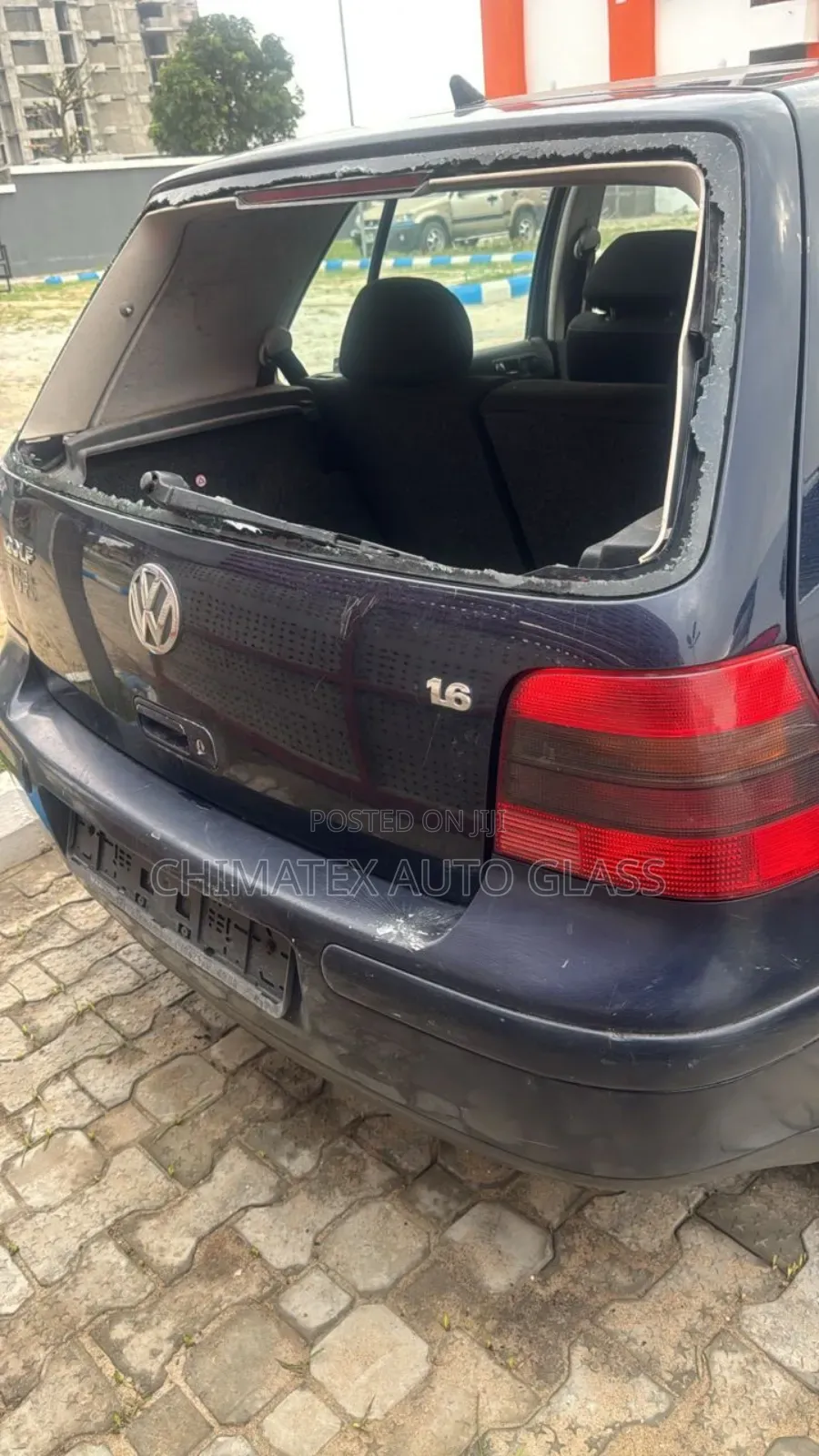 Volkswagen Golf4 Back Glass Available