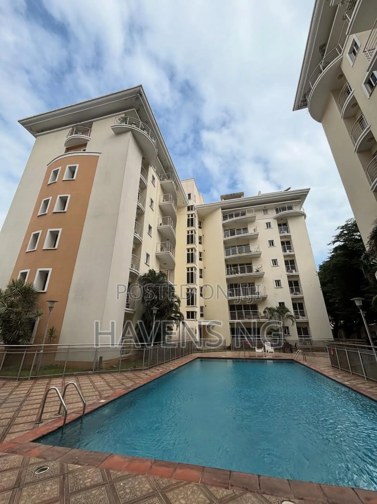 3bdrm Apartment in Victoria Island Extension for sale