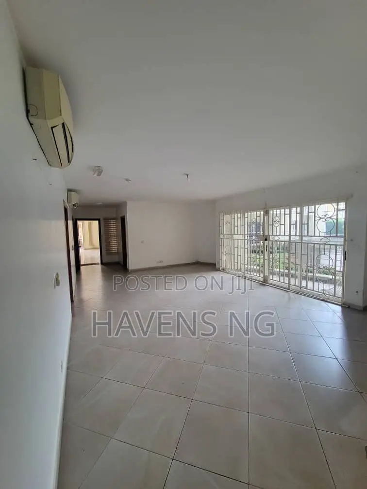 3bdrm Apartment in Victoria Island Extension for sale