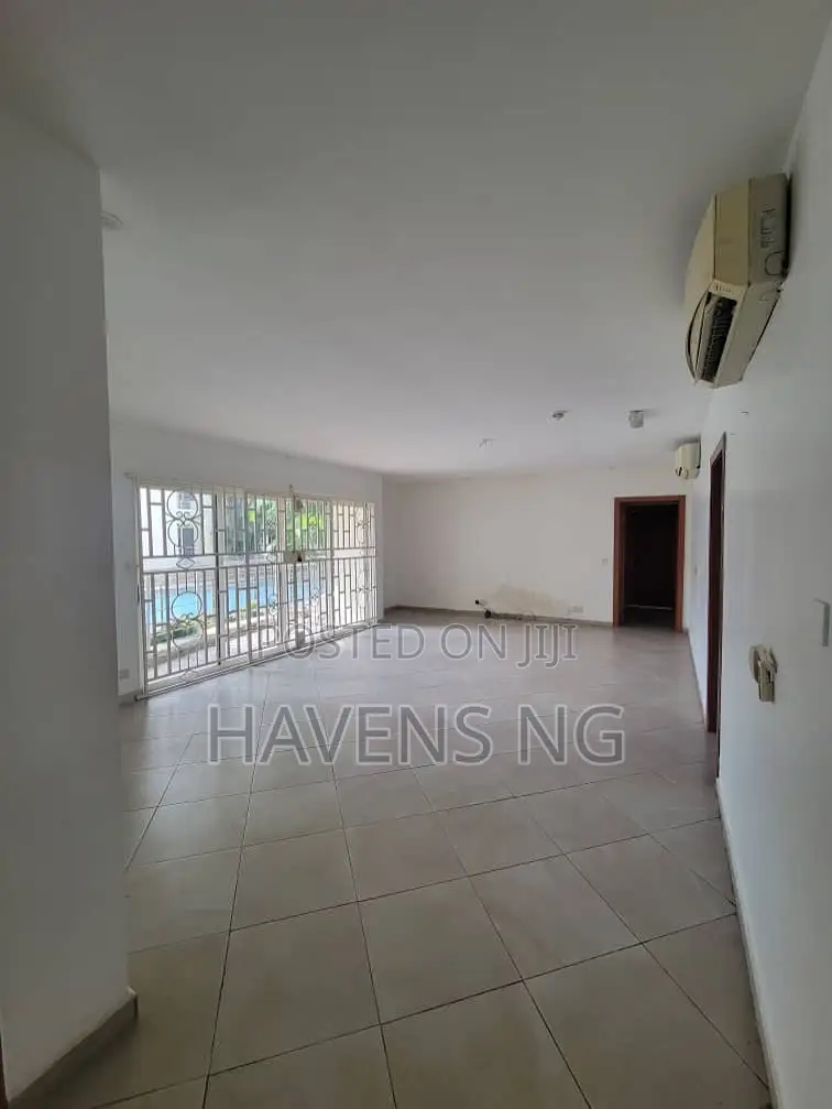 3bdrm Apartment in Victoria Island Extension for sale