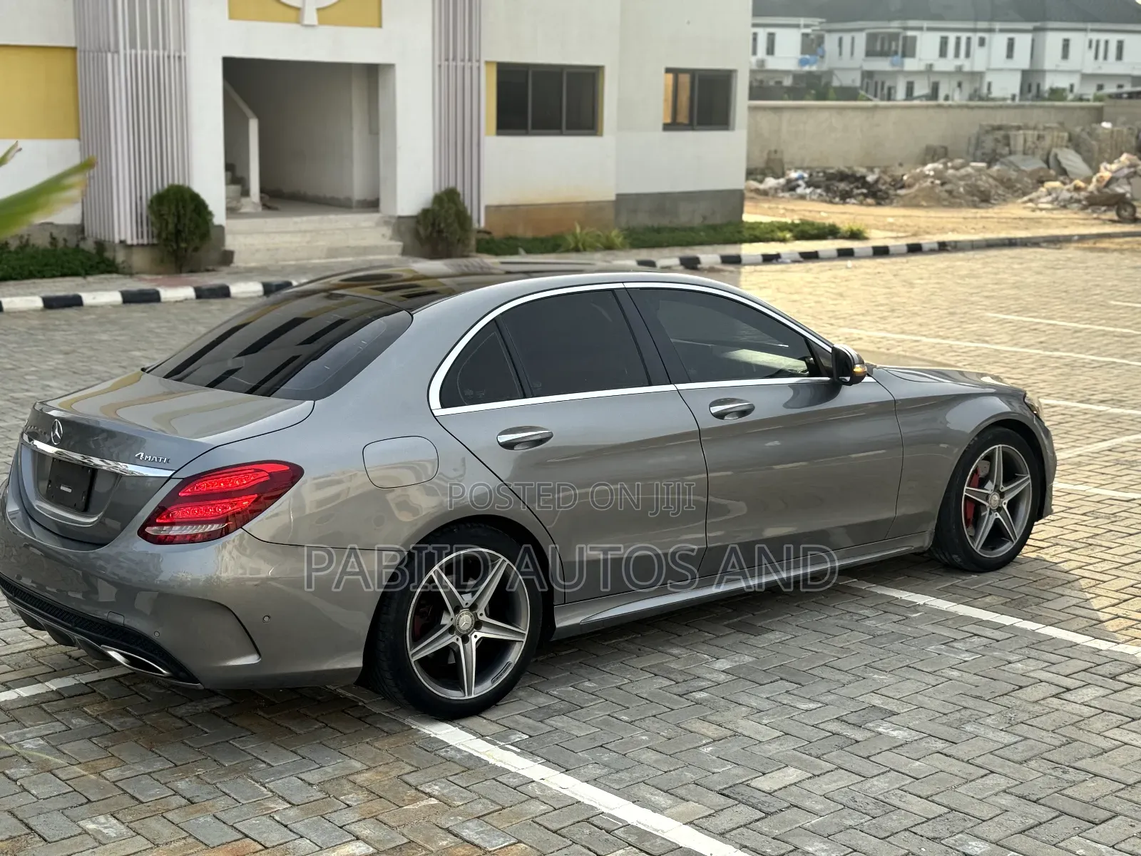 Mercedes-Benz C300 Sport 4Matic Sedan AWD (2.0L 4cyll 7A) 2016 Gray