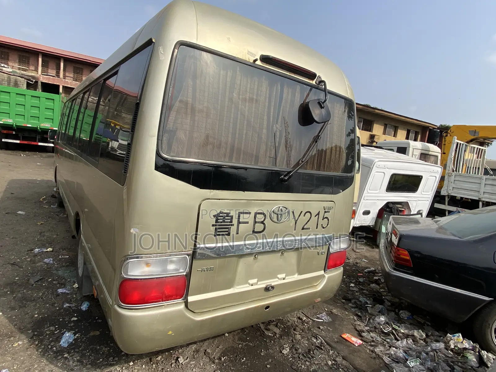 Toyota Coaster 2005 Gold