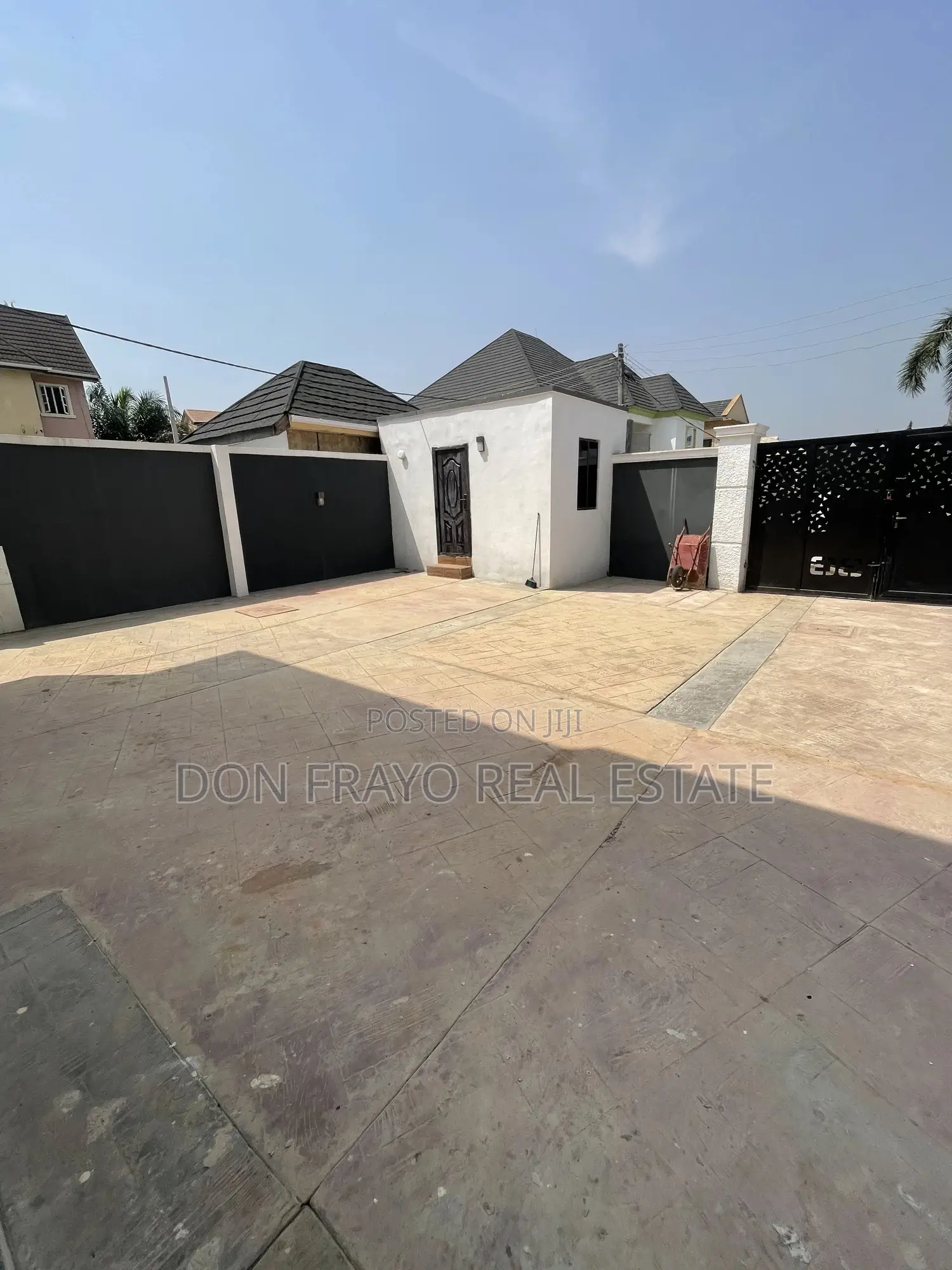 4bdrm Duplex in Main Ikolaba Gra, Bodija for sale