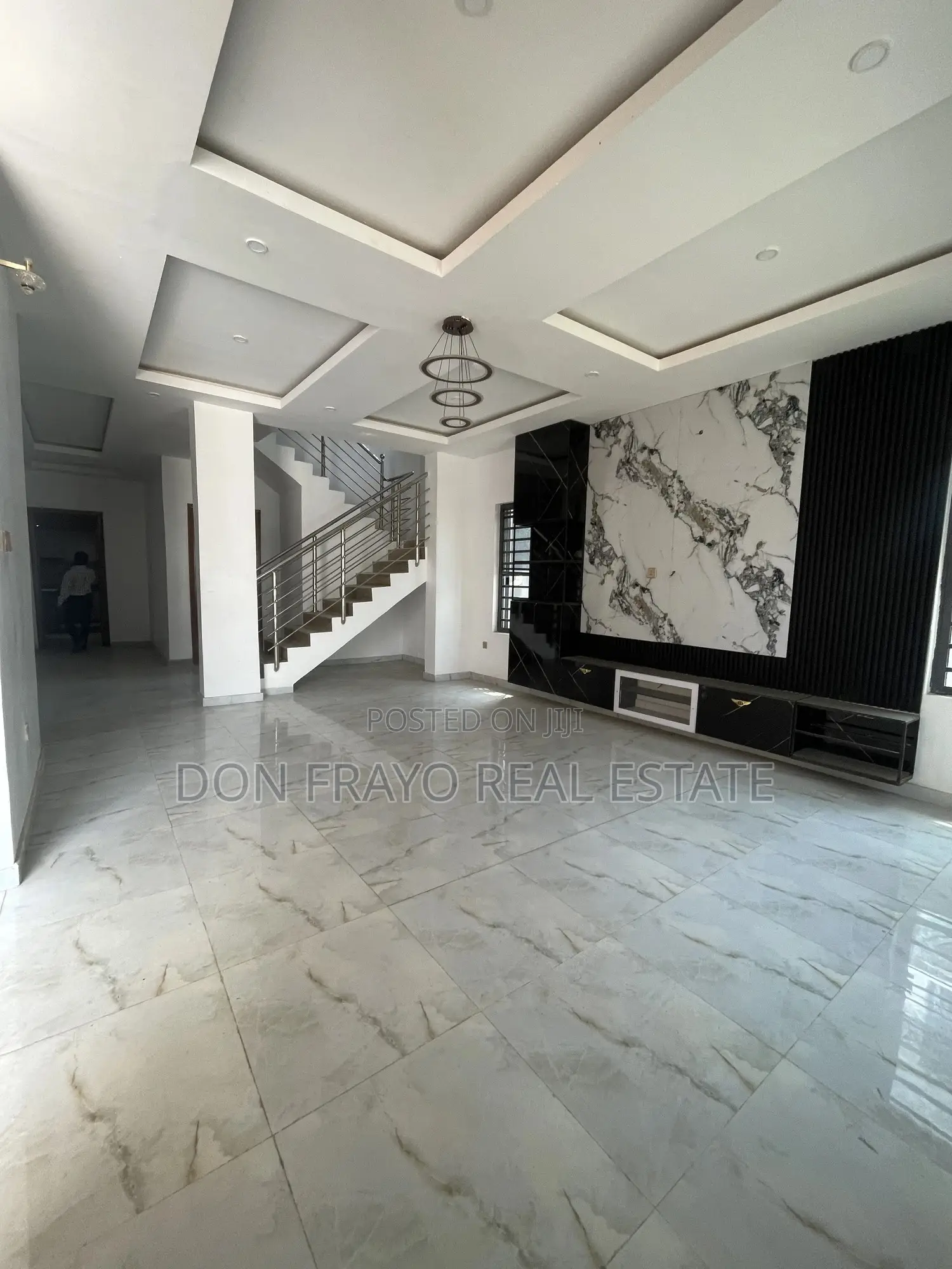 4bdrm Duplex in Main Ikolaba Gra, Bodija for sale