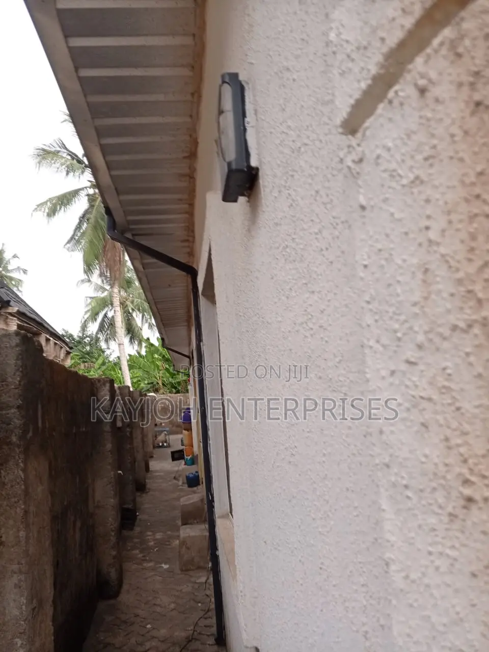 2bdrm Block of Flats in Obagie Community, Benin City for sale