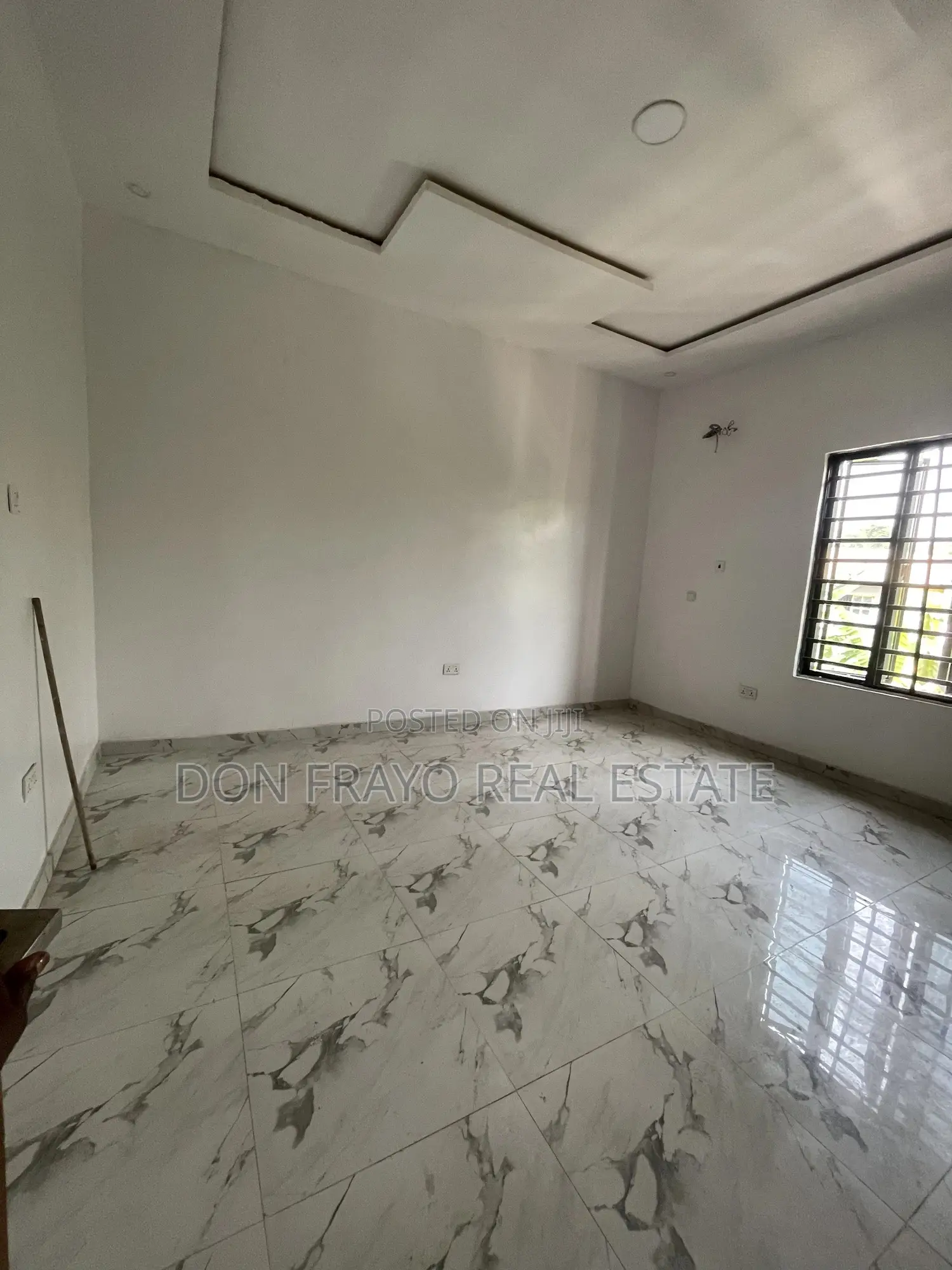 4bdrm Duplex in Main Ikolaba Gra, Bodija for sale