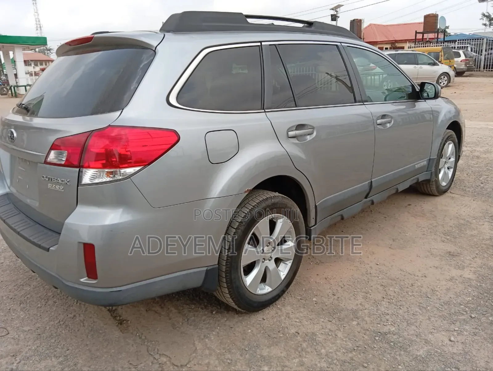 Subaru Outback 2010 Gray