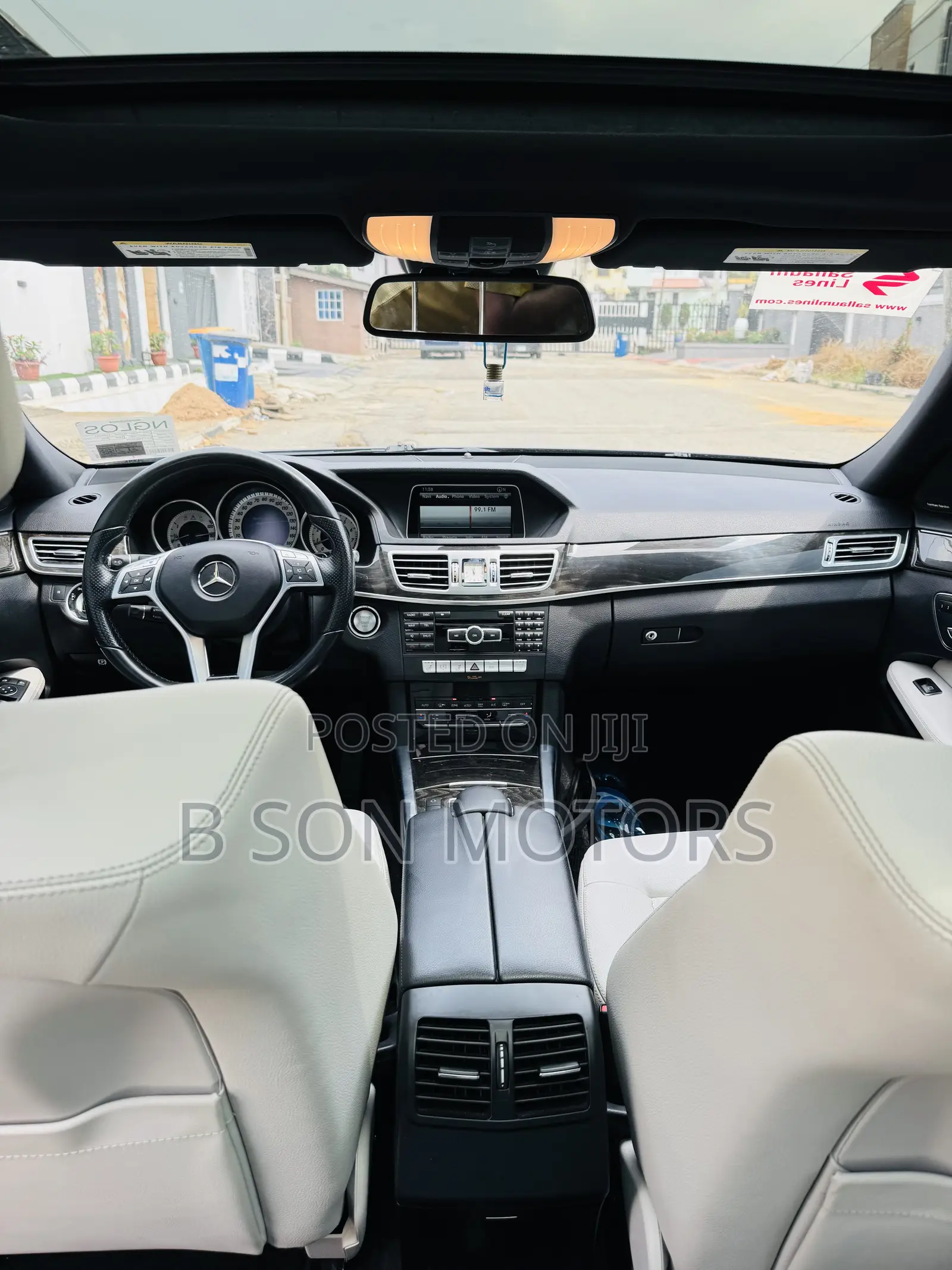 Mercedes-Benz E350 Base 4Matic Sedan AWD (3.5L 6cyl 7A) 2014