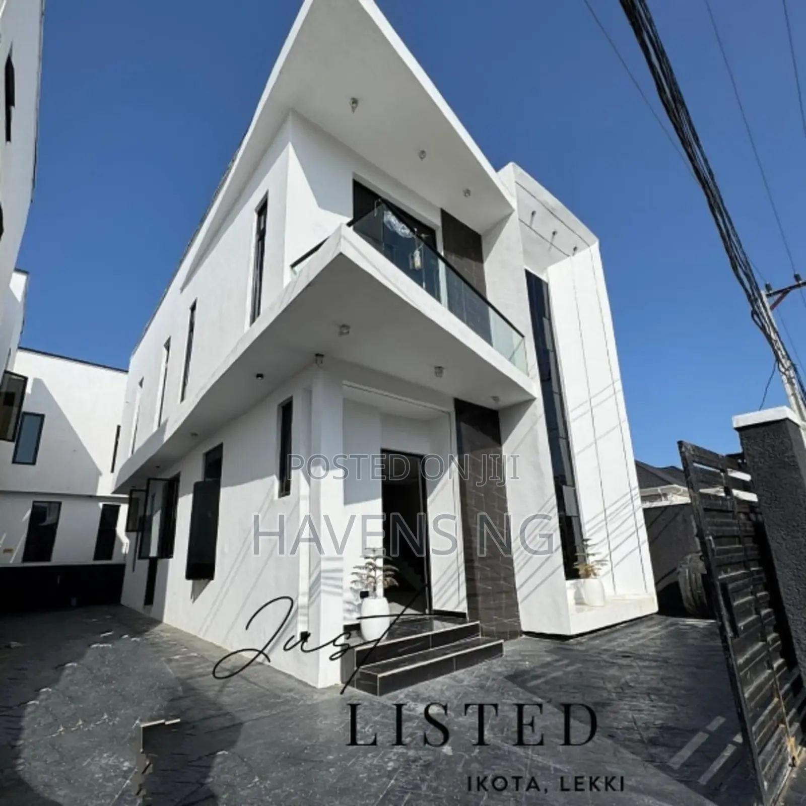 4bdrm Duplex in Ikota for sale