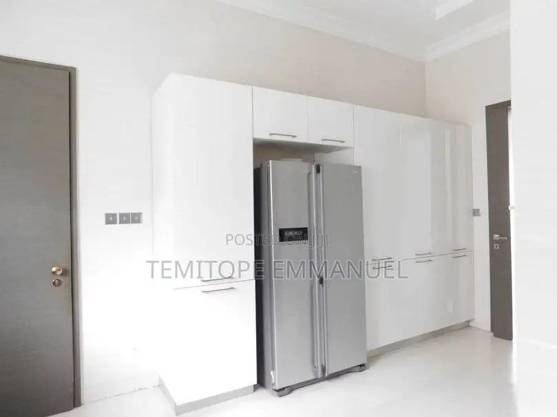 Furnished 3bdrm Apartment in Banana Island, Ikoyi for rent