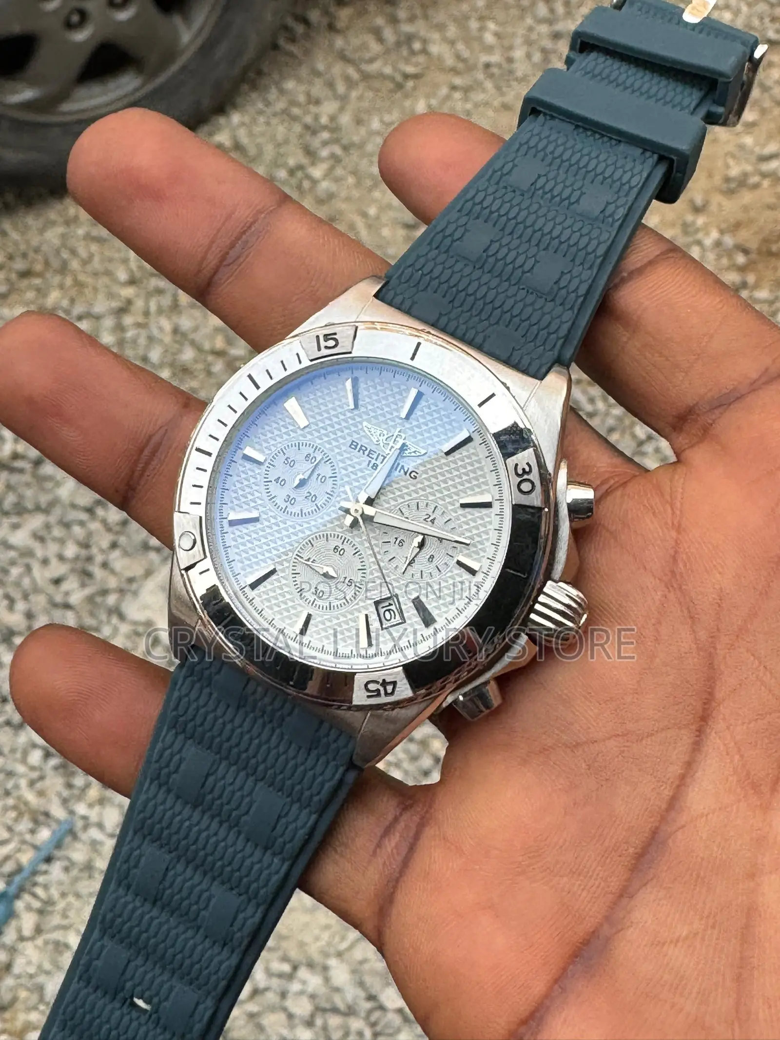 Cartier Quality Rubber Strap Wristwatch