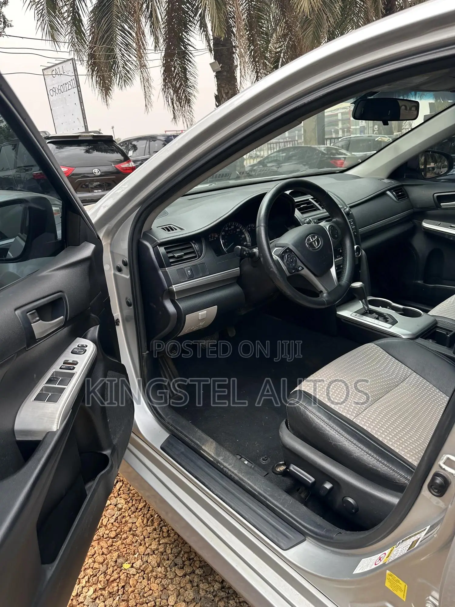 Toyota Camry SE Sport 4dr Sedan (2.5L 4cyl 6A) 2014 Silver