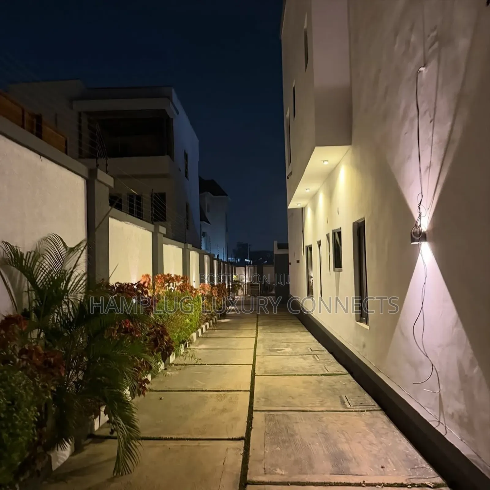 Furnished 5bdrm Duplex in Guzape for sale