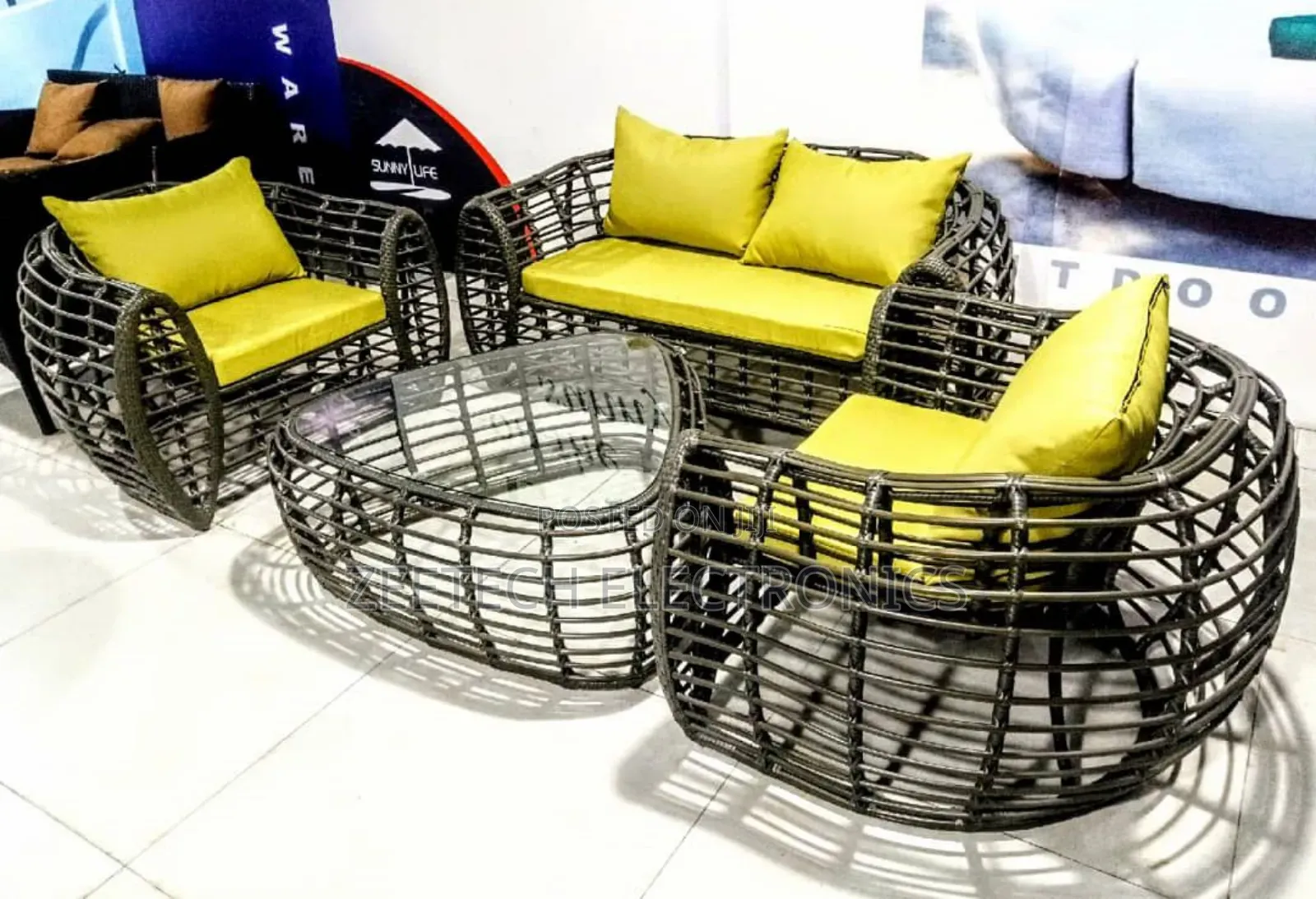 Modern Luxury Outdoor Rattan Furniture Set