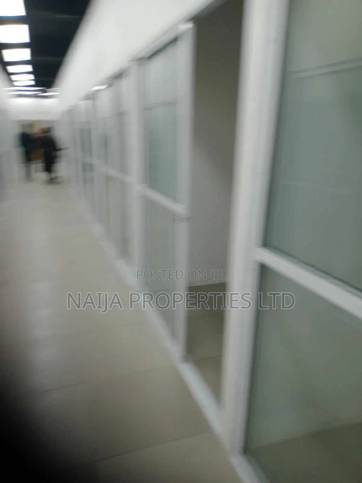 30sqm Shop Space at Oniru Market Rd, Lekki Phase 1 Right for Rent