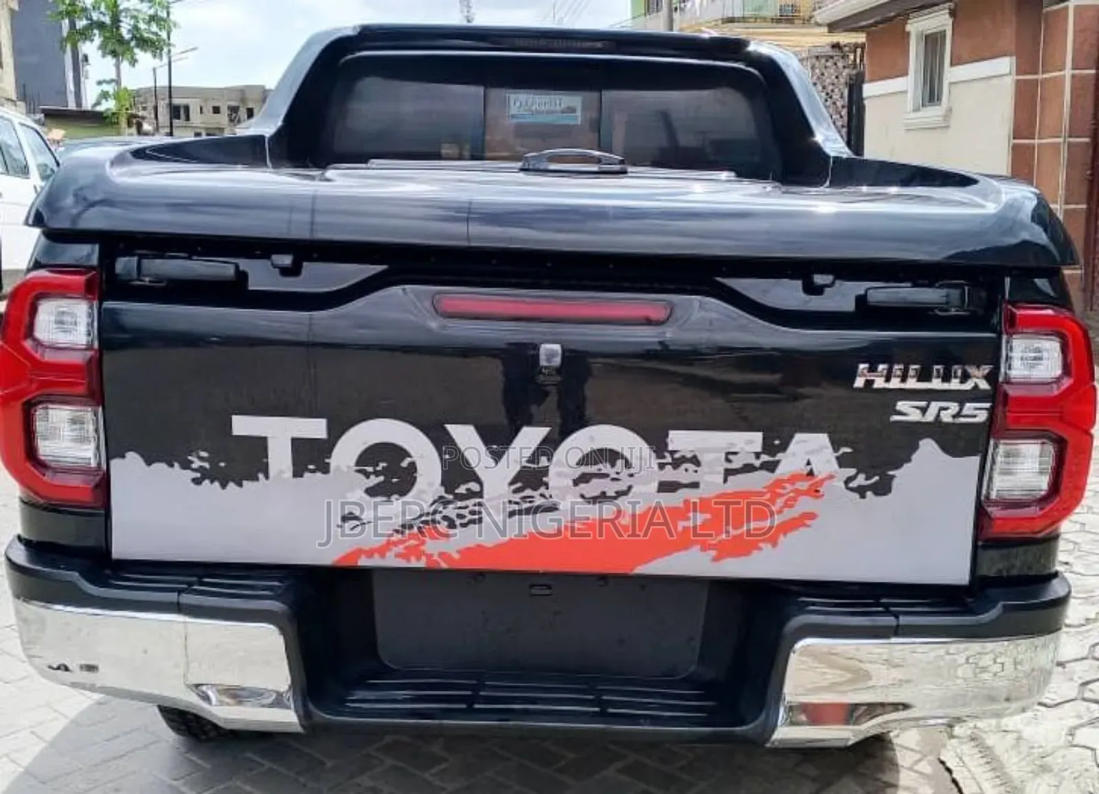 Toyota Hilux 2019 Black