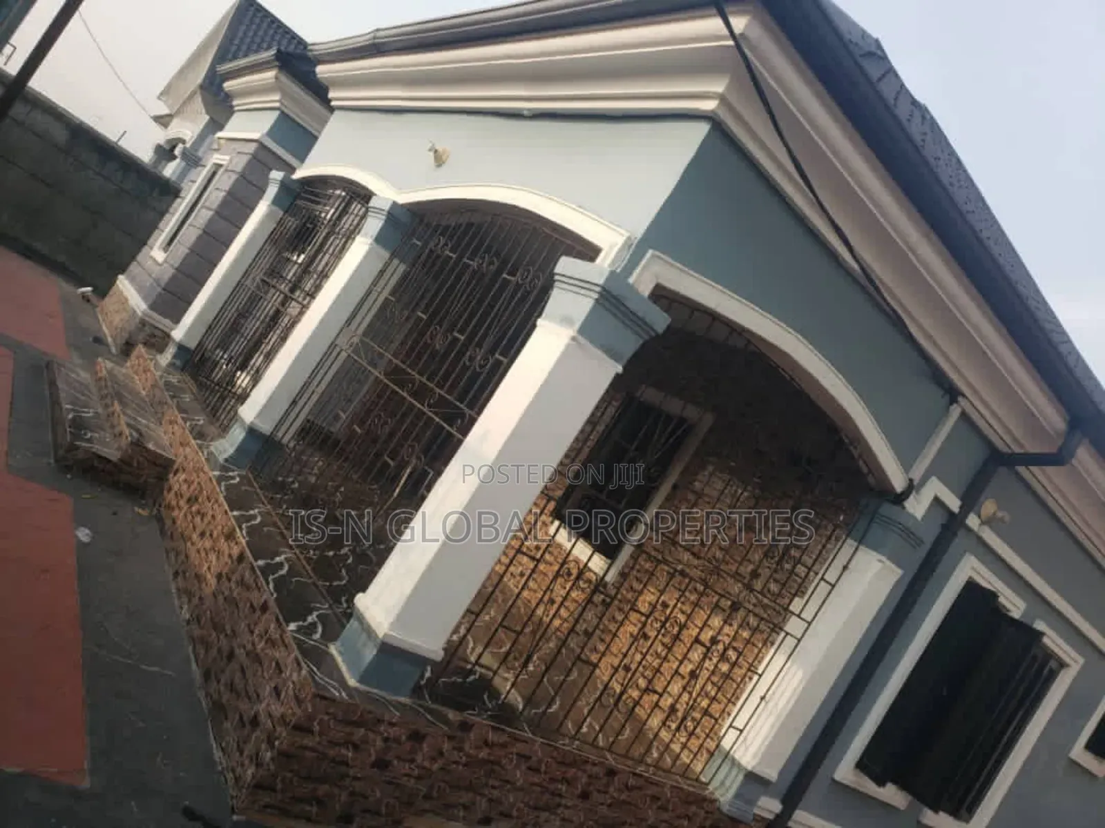 3bdrm Bungalow in Warri for sale