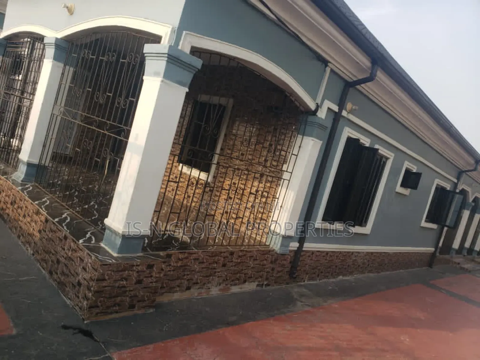 3bdrm Bungalow in Warri for sale