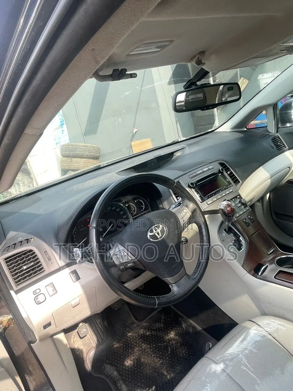 Toyota Venza AWD 2010 Gray
