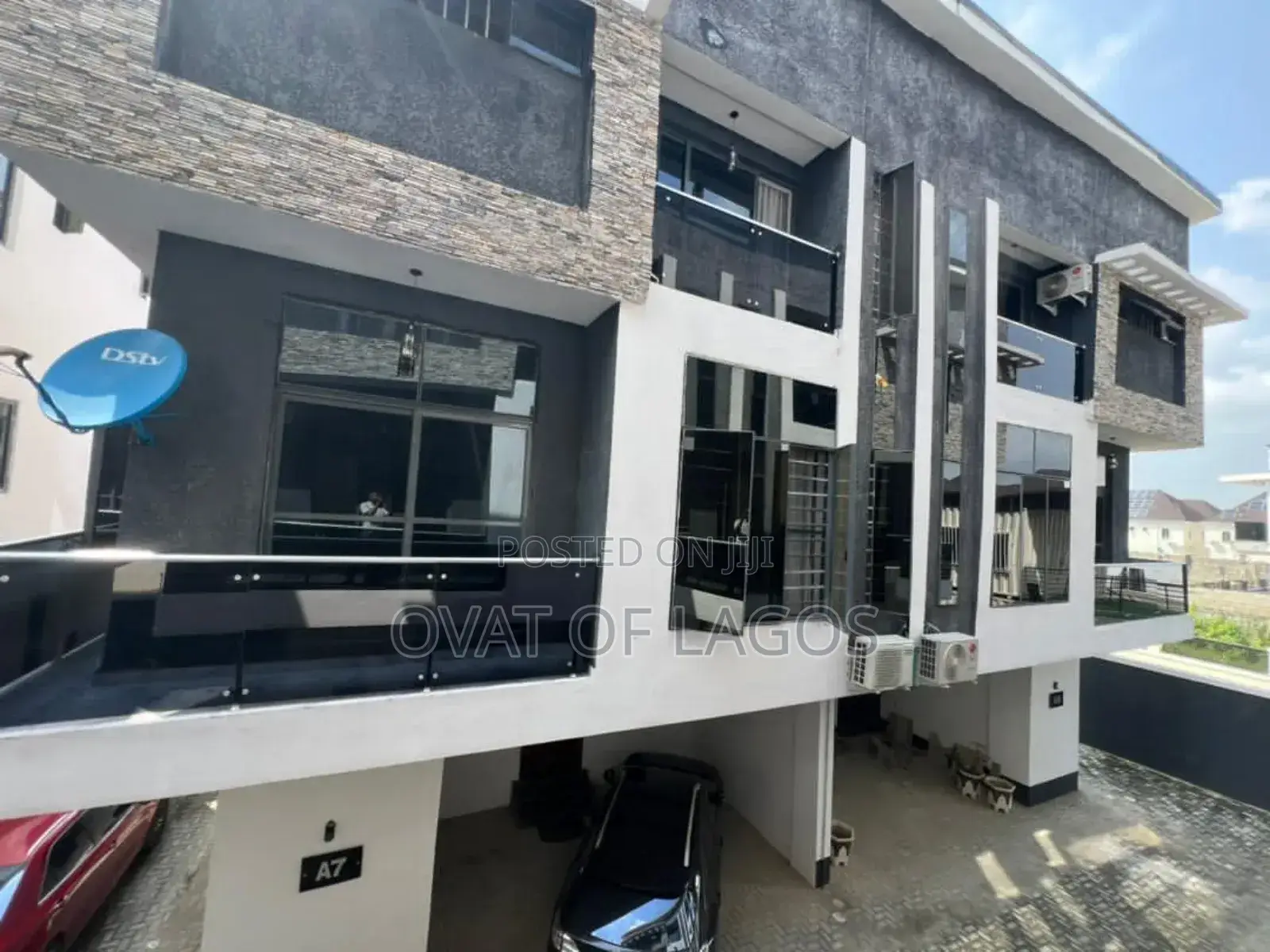 5bdrm Duplex in Ajah for sale