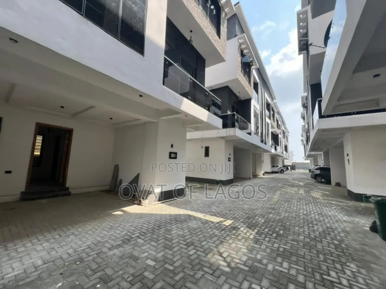 5bdrm Duplex in Ajah for sale