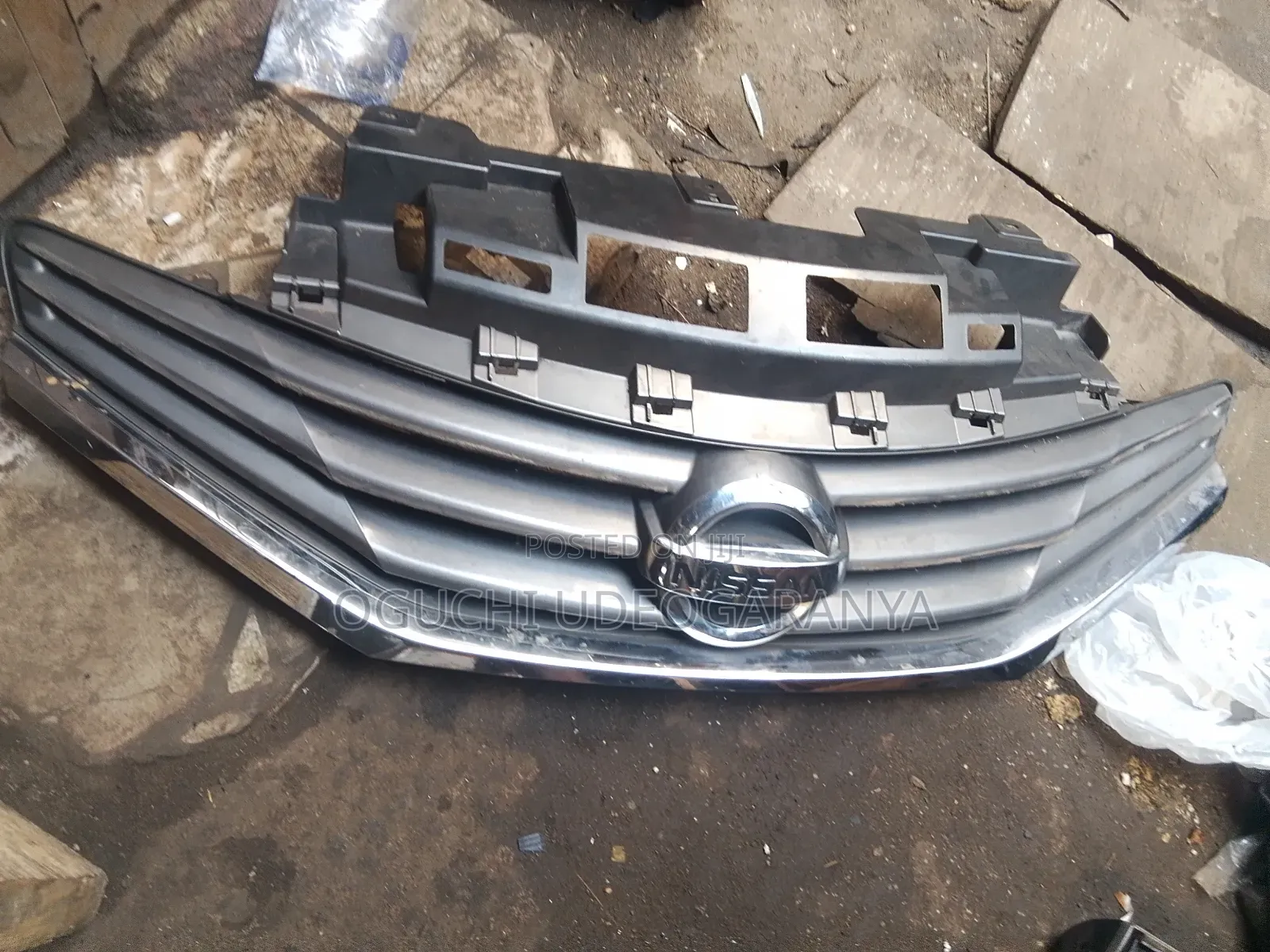 Front Grille for Nissan Versa 2015