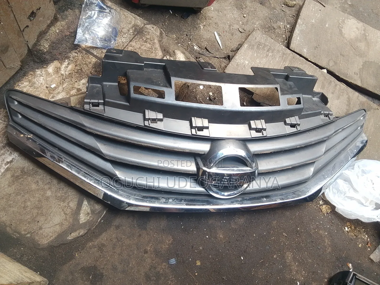 Front Grille for Nissan Versa 2015
