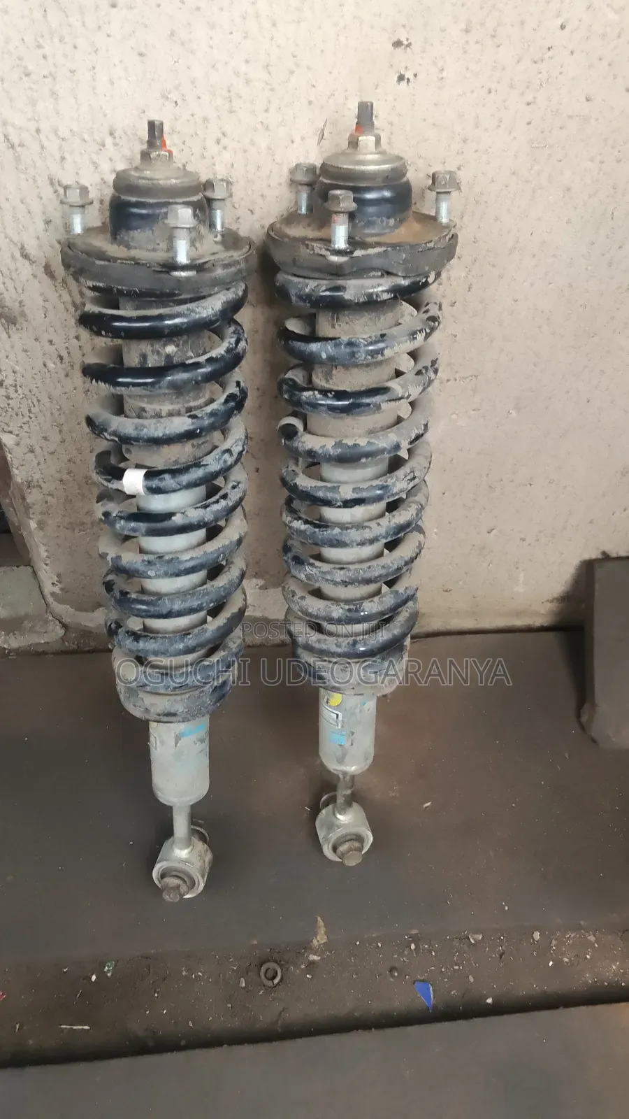Front Shocks for Fj and 4runner 2021