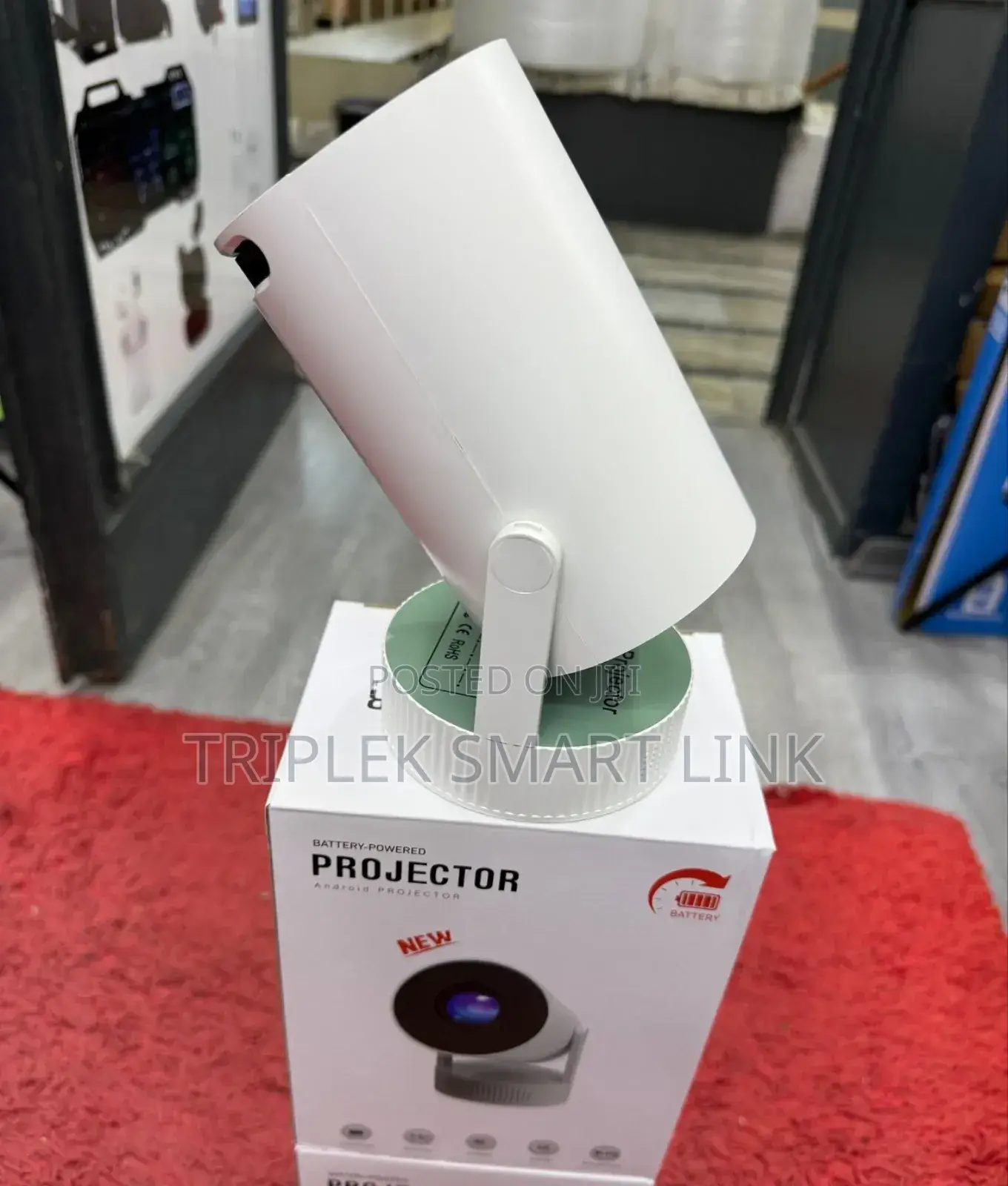 Hy300 Pro Max Inbuilt Battery Rechargeable Smart Portable Projector