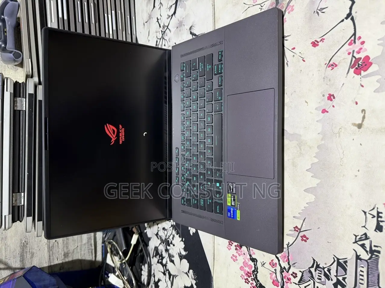 Laptop Asus ROG Zephyrus G16 16GB Intel Core i7 SSD 512GB
