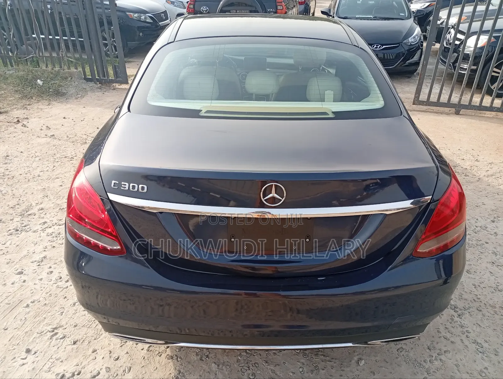 Mercedes-Benz C300 2016 Blue