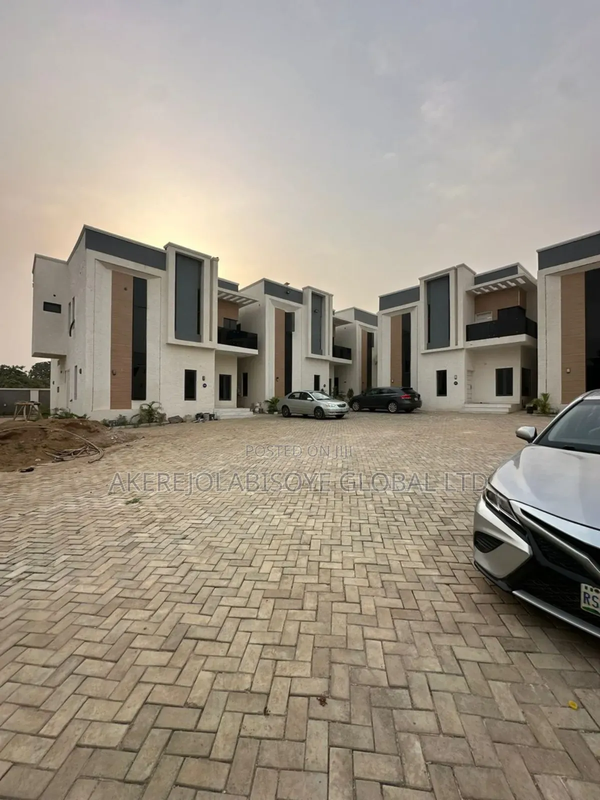 4bdrm Duplex in Kaura, Abuja for sale