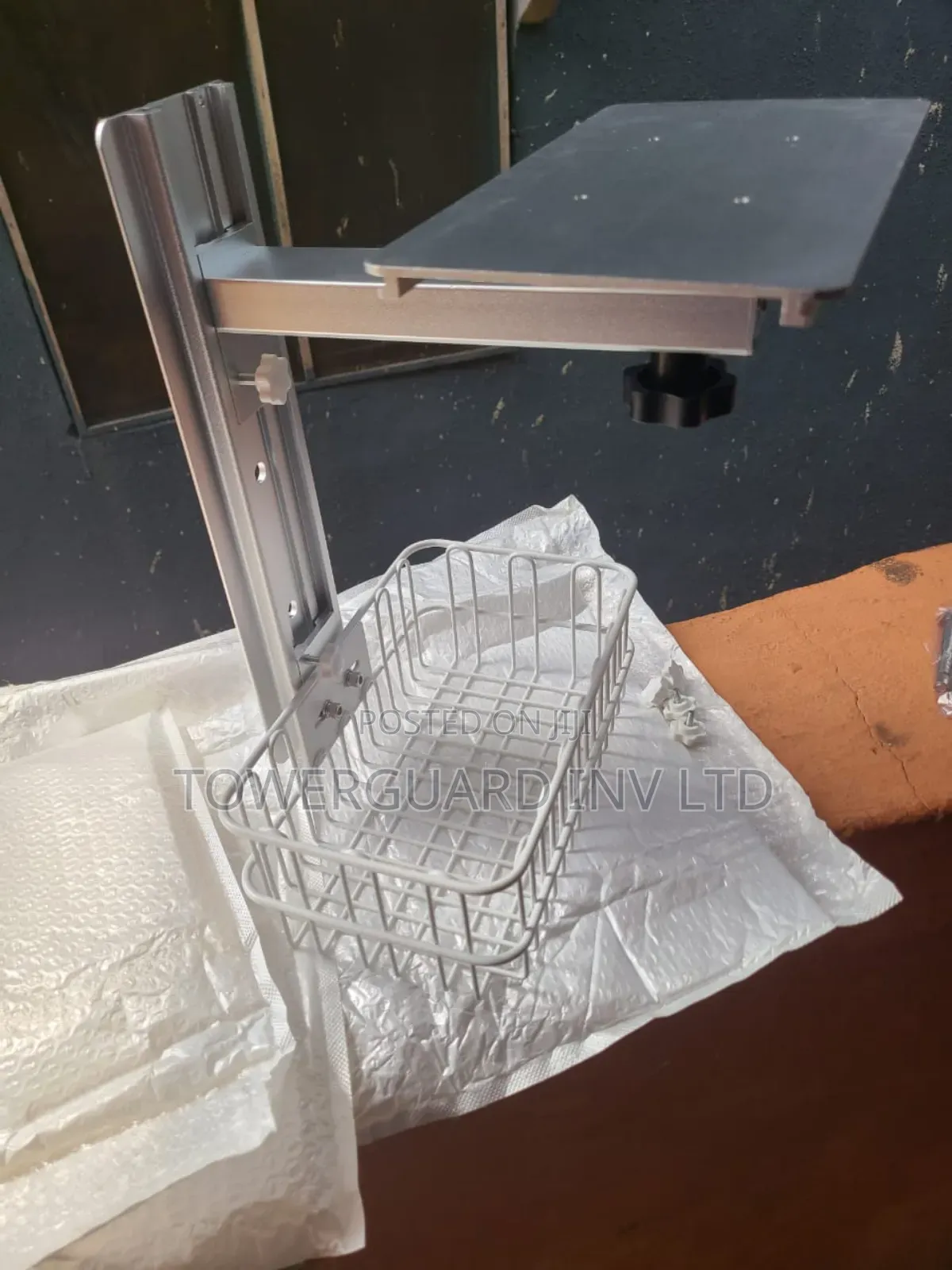 Patient Monitor Hanger