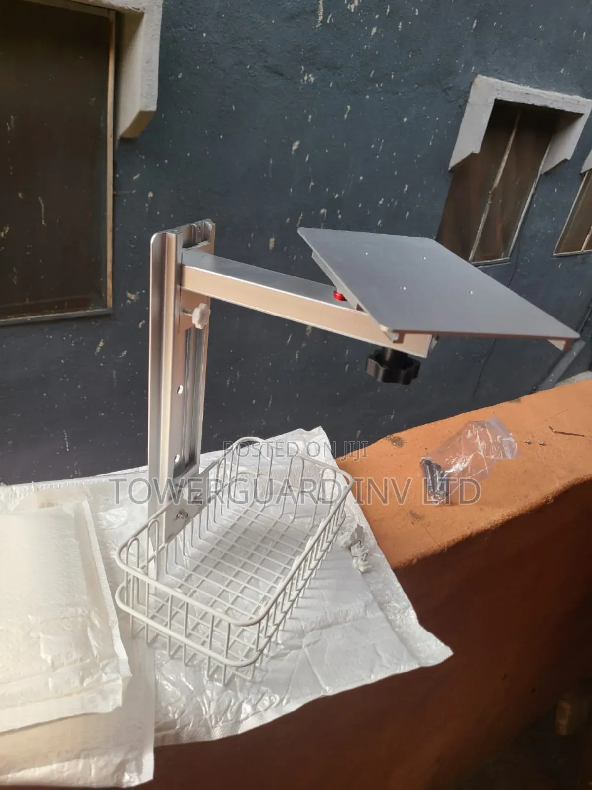 Patient Monitor Hanger