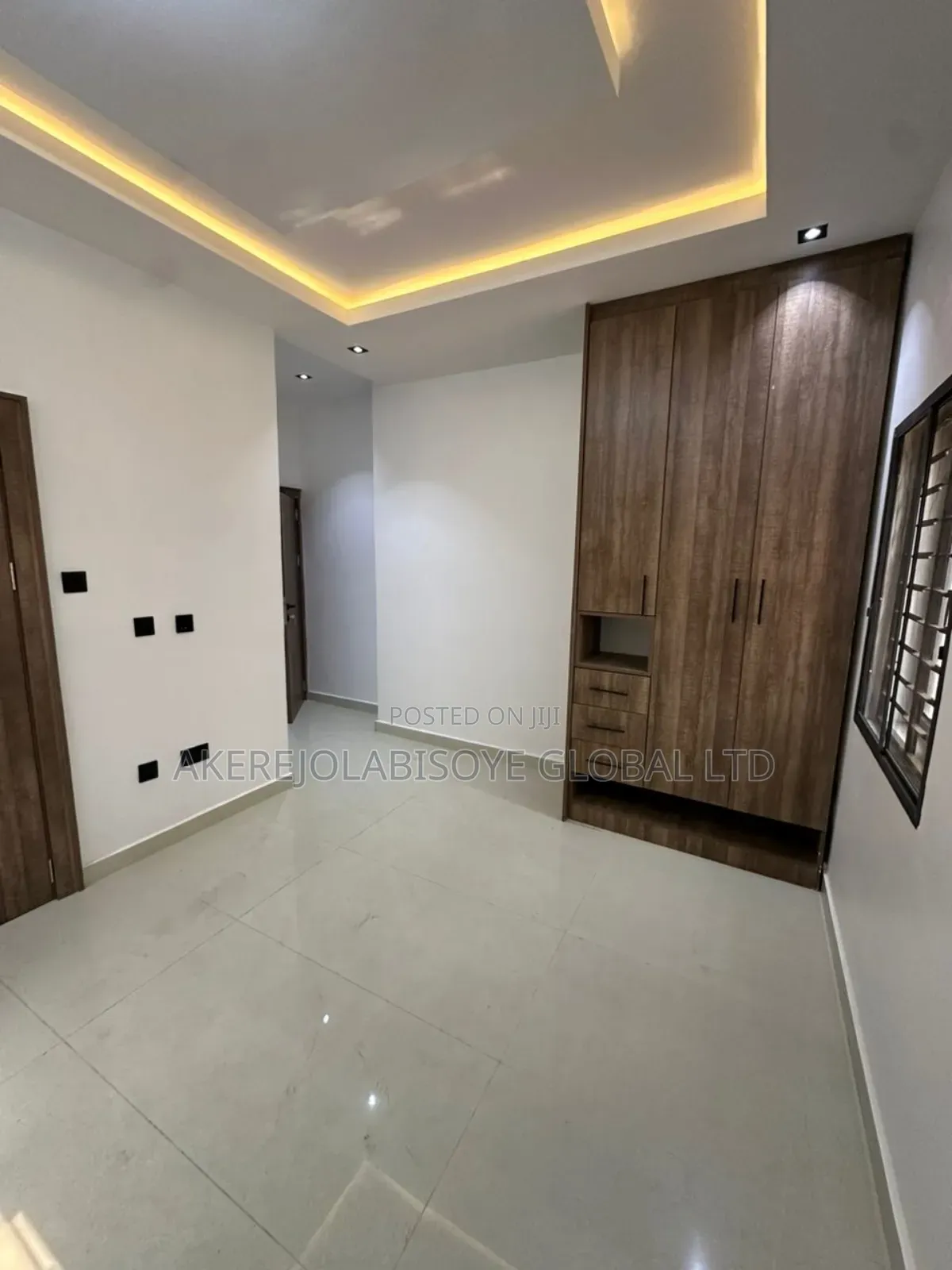 3bdrm Apartment in Jahi Gilmore, Abuja for sale