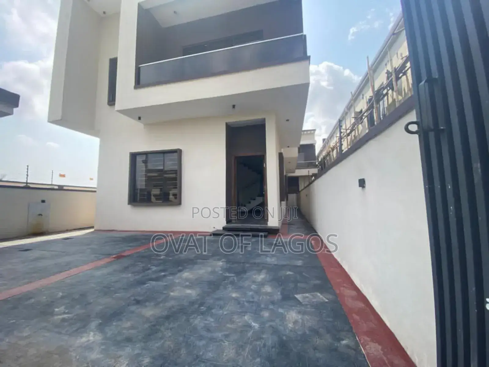 4bdrm Duplex in Ajah for sale