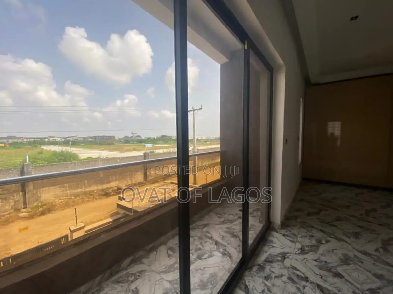 4bdrm Duplex in Ajah for sale