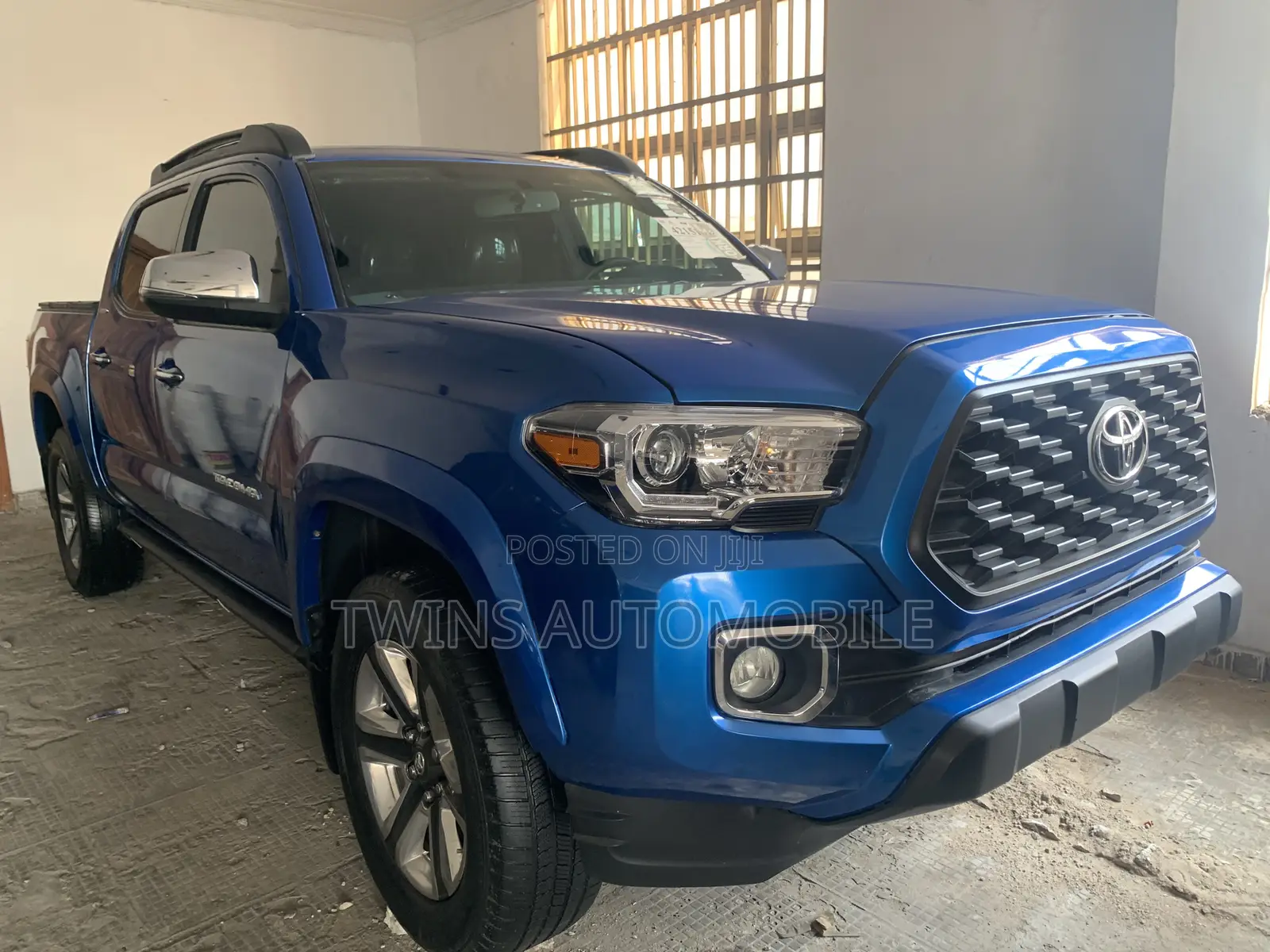 Toyota Tacoma Limited 2018 Blue