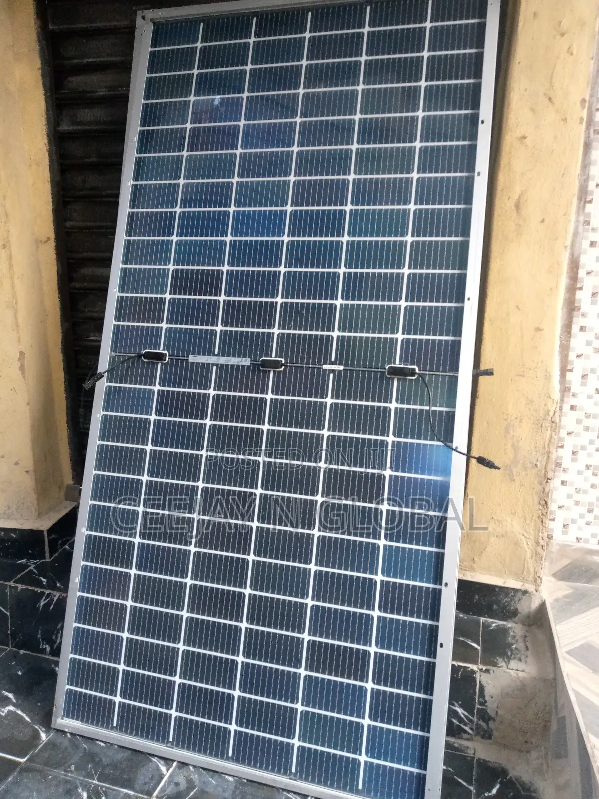 Solar Jinko Byficial 650w Panel