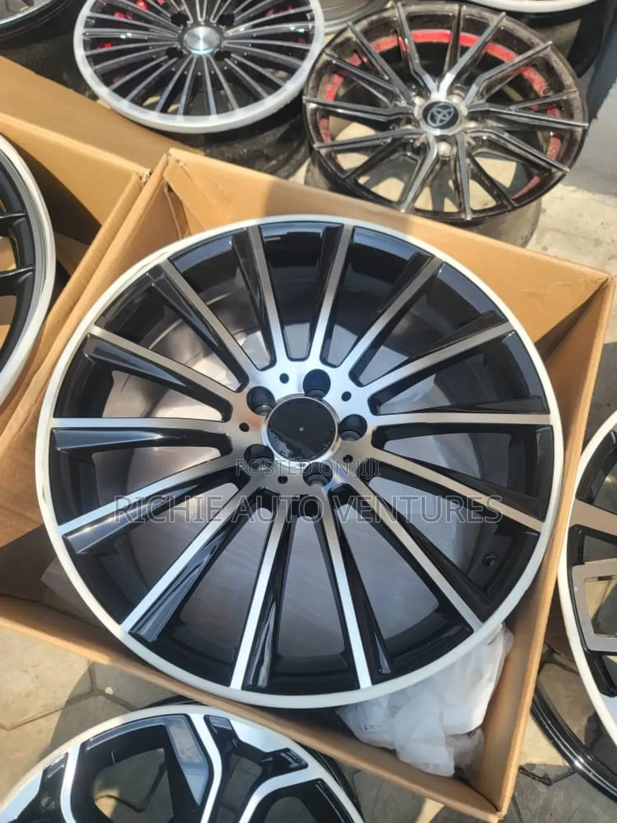 Brand New 21inch Rim.
