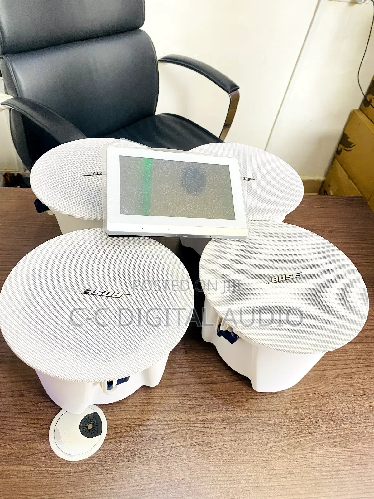 4 Bose and 7 Inches Android Screen Smart Amplifier