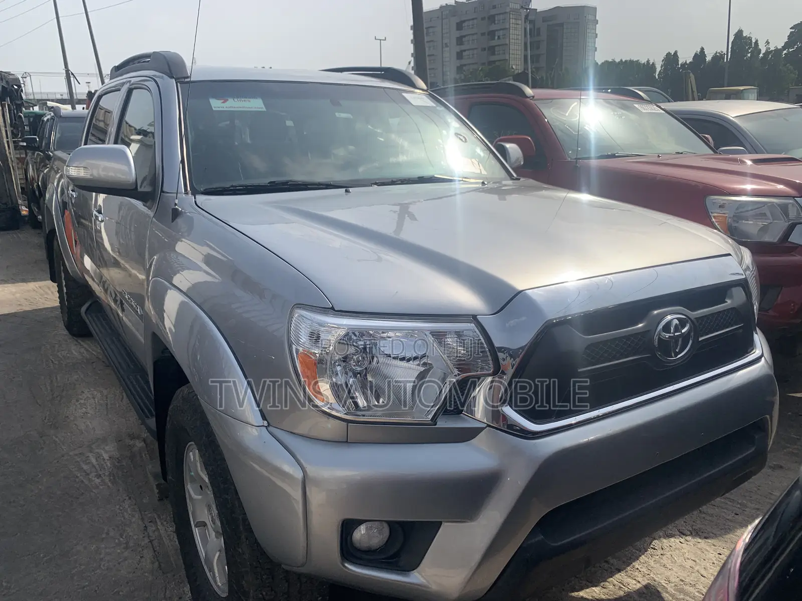 Toyota Tacoma V6 4dr Double Cab 4WD 5.0 ft. SB (4.0L 6cyl 6M) 2015