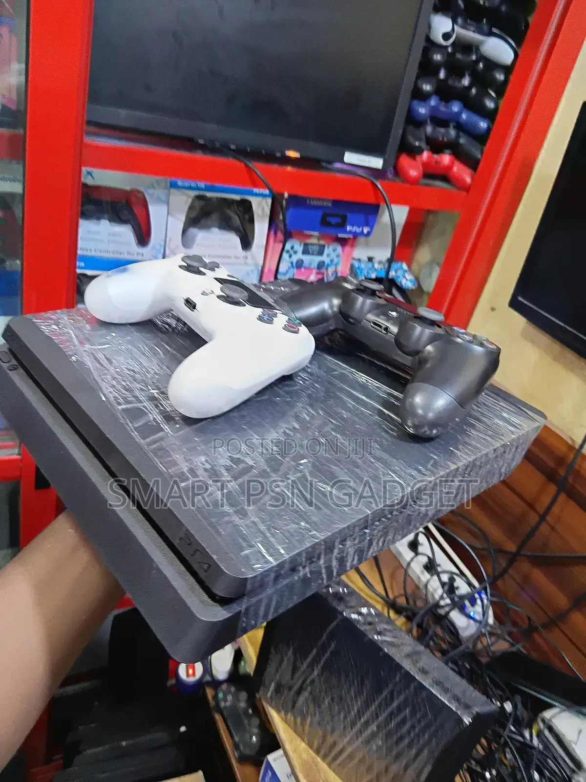 Uk Used Ps4 Slim || Games Installed