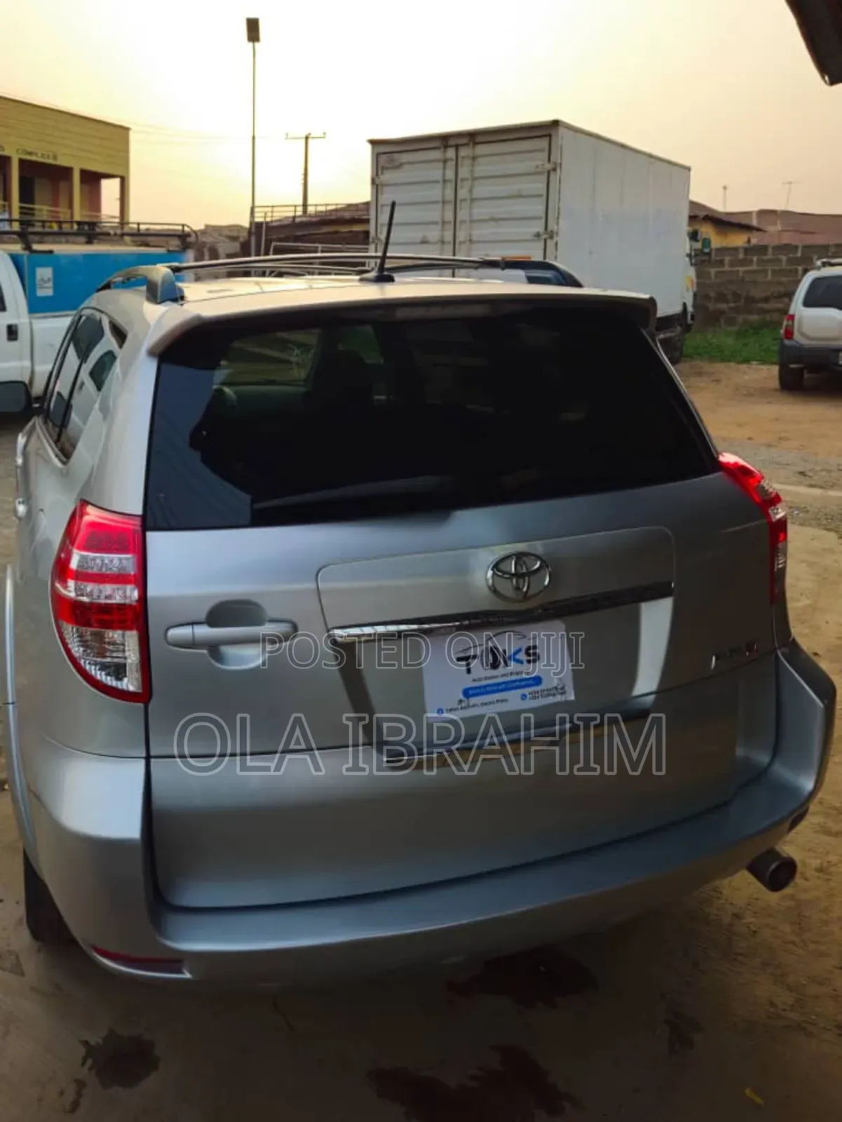Toyota RAV4 2011 Silver