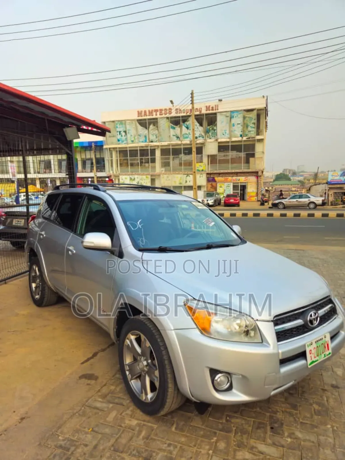 Toyota RAV4 2011 Silver